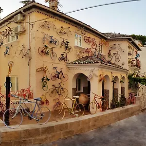 La Casa De Bicicletas Pensión