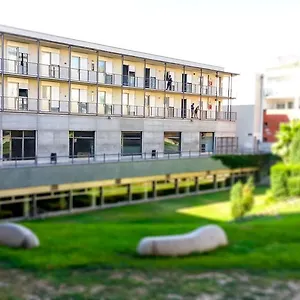 Turístics Residencia Nova , Vilanova i la Geltrú España